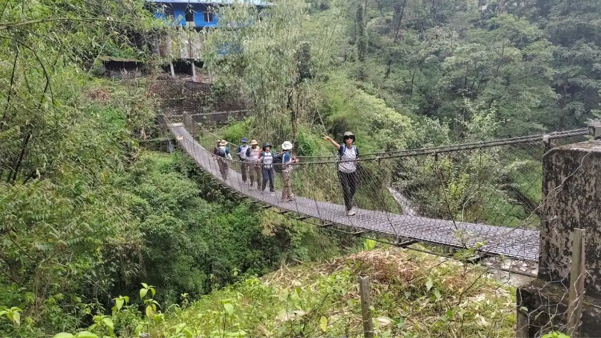 trekking-to-annapurna-base-camp
