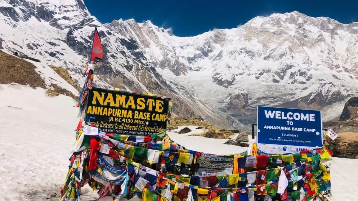 top-trek-in-annapurna-himalayas-abc