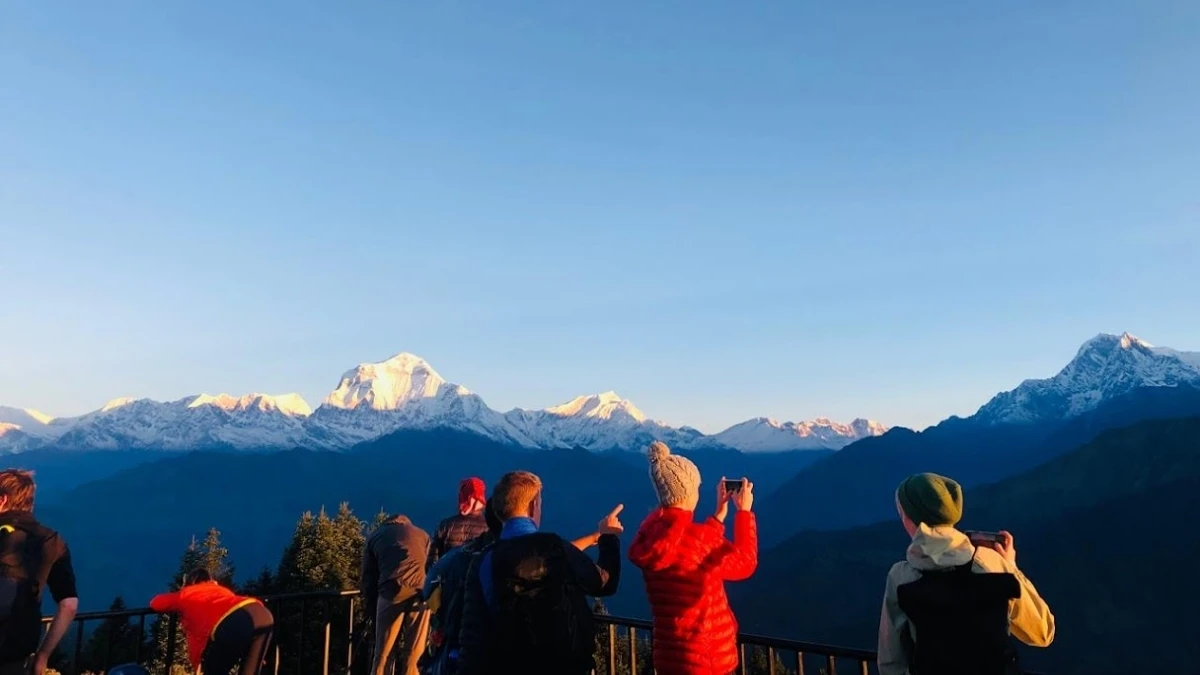 sunrise-view-at-ghorepani