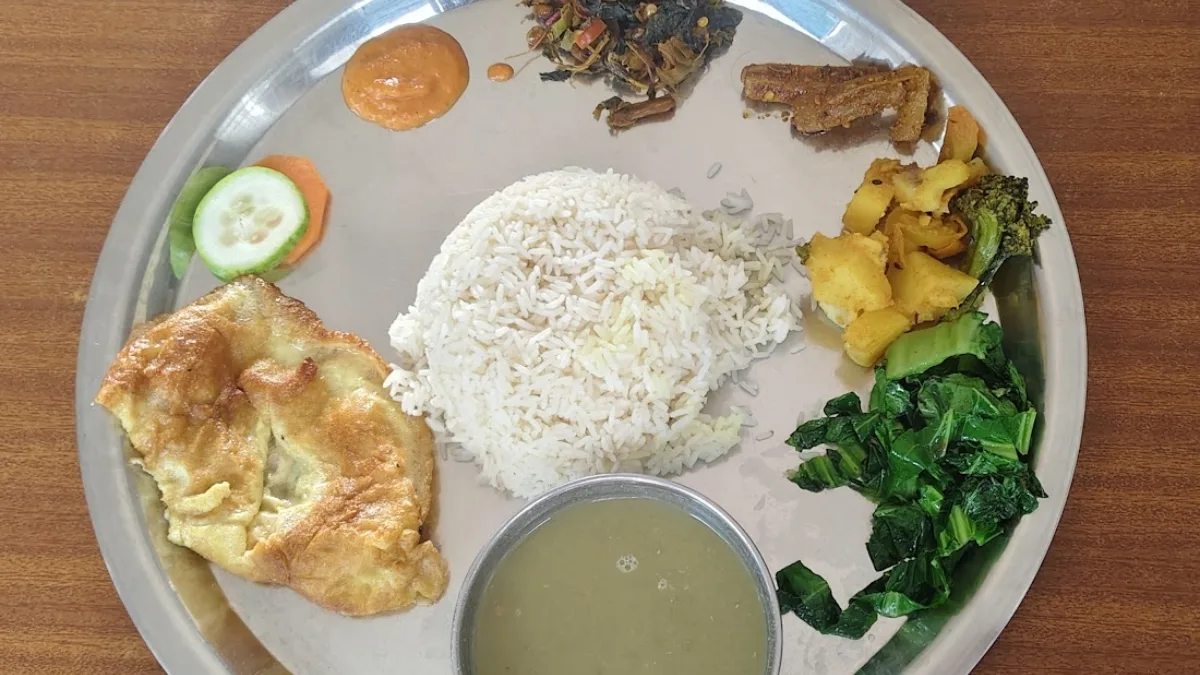 dal-bhat-on-mardi-himal-trek