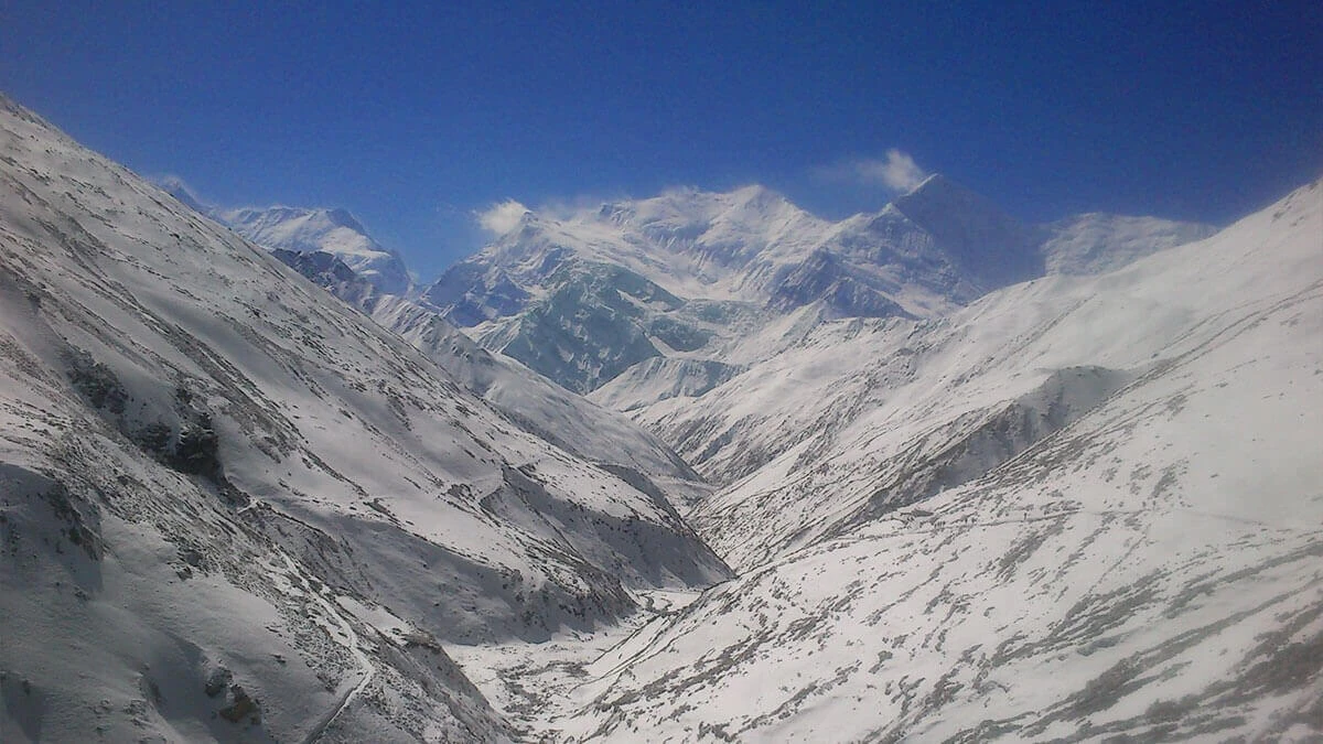 mountain view from thorong high camp