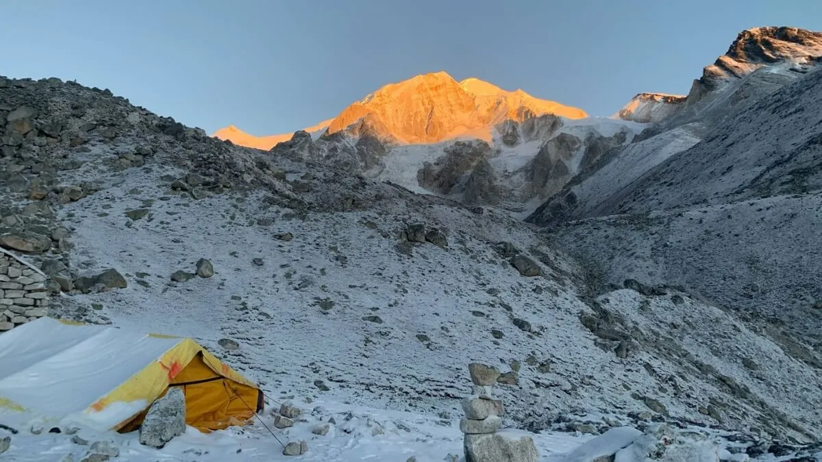 base-camp-of-mount-manaslu