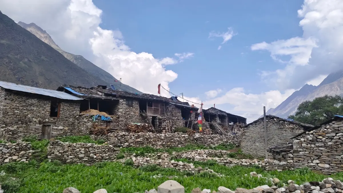 Best Time for Manaslu Circuit Trek
