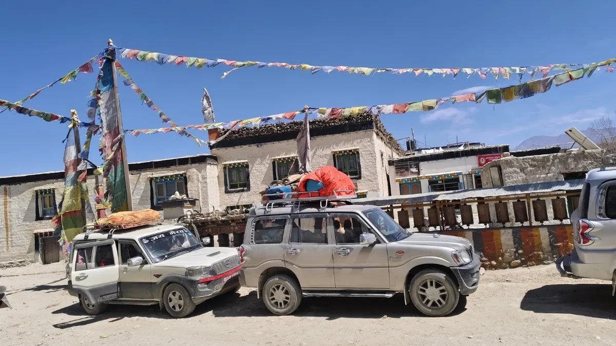 upper-mustang-by-jeep
