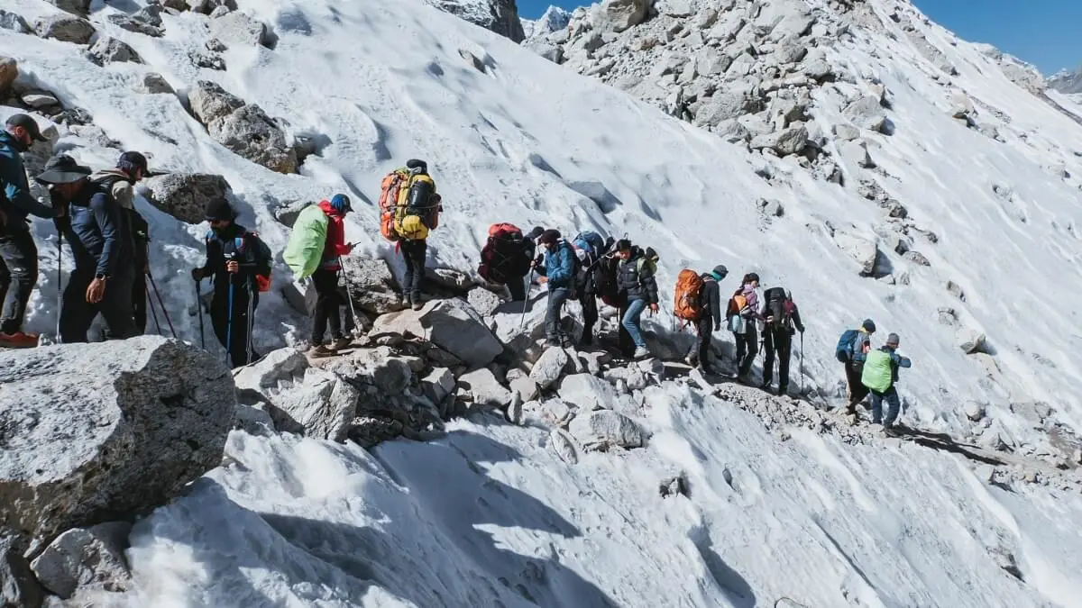 everest-chola-pass-trek