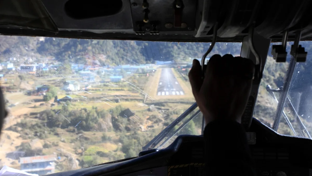 landing-in-lukla
