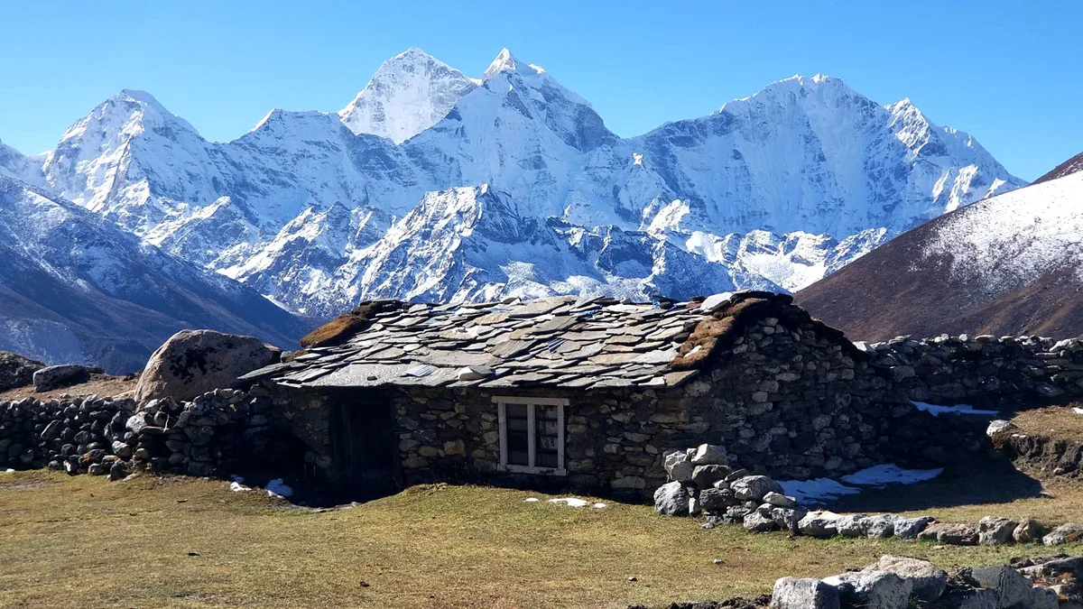 autumn-season-trekking-everest-base-camp