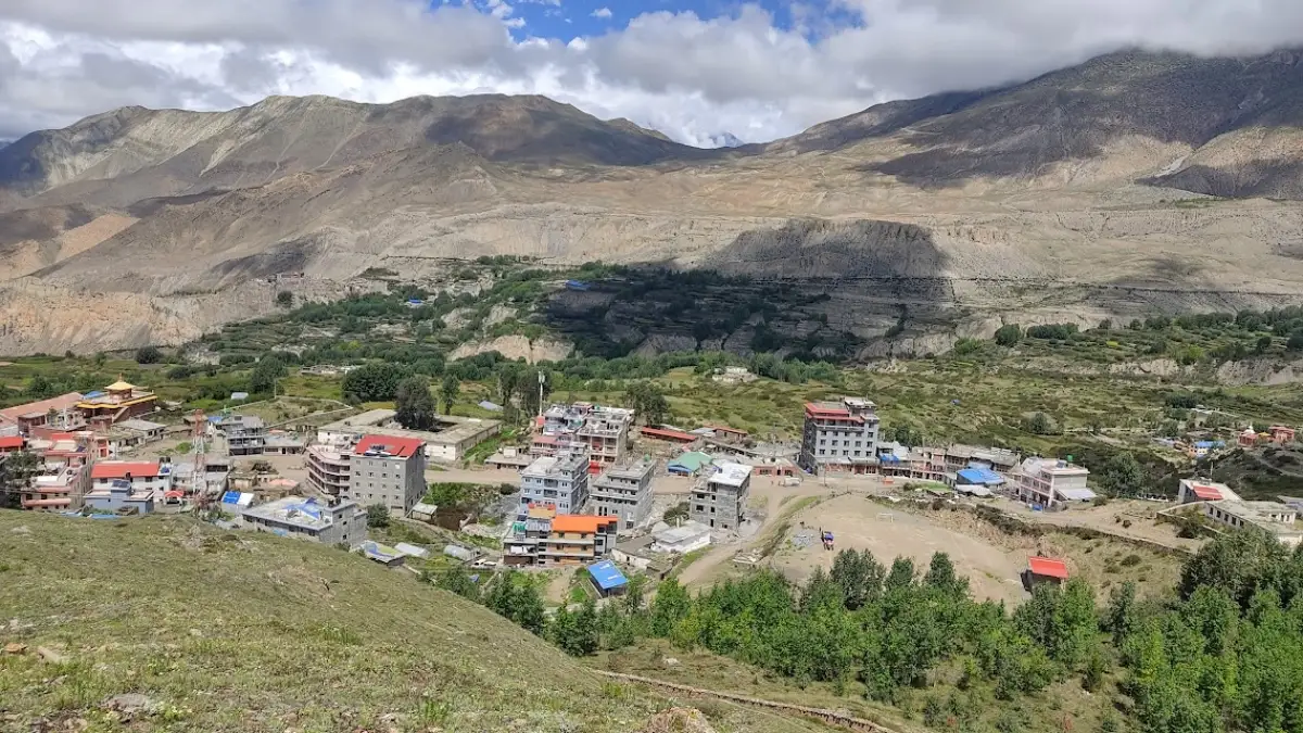 upper-mustang-village